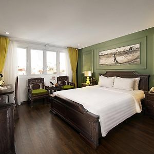 Sena Boutique Hotel & Travel
